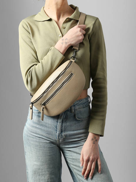 Leather Caviar Belt Bag Milano Beige caviar CA23111 other view 1